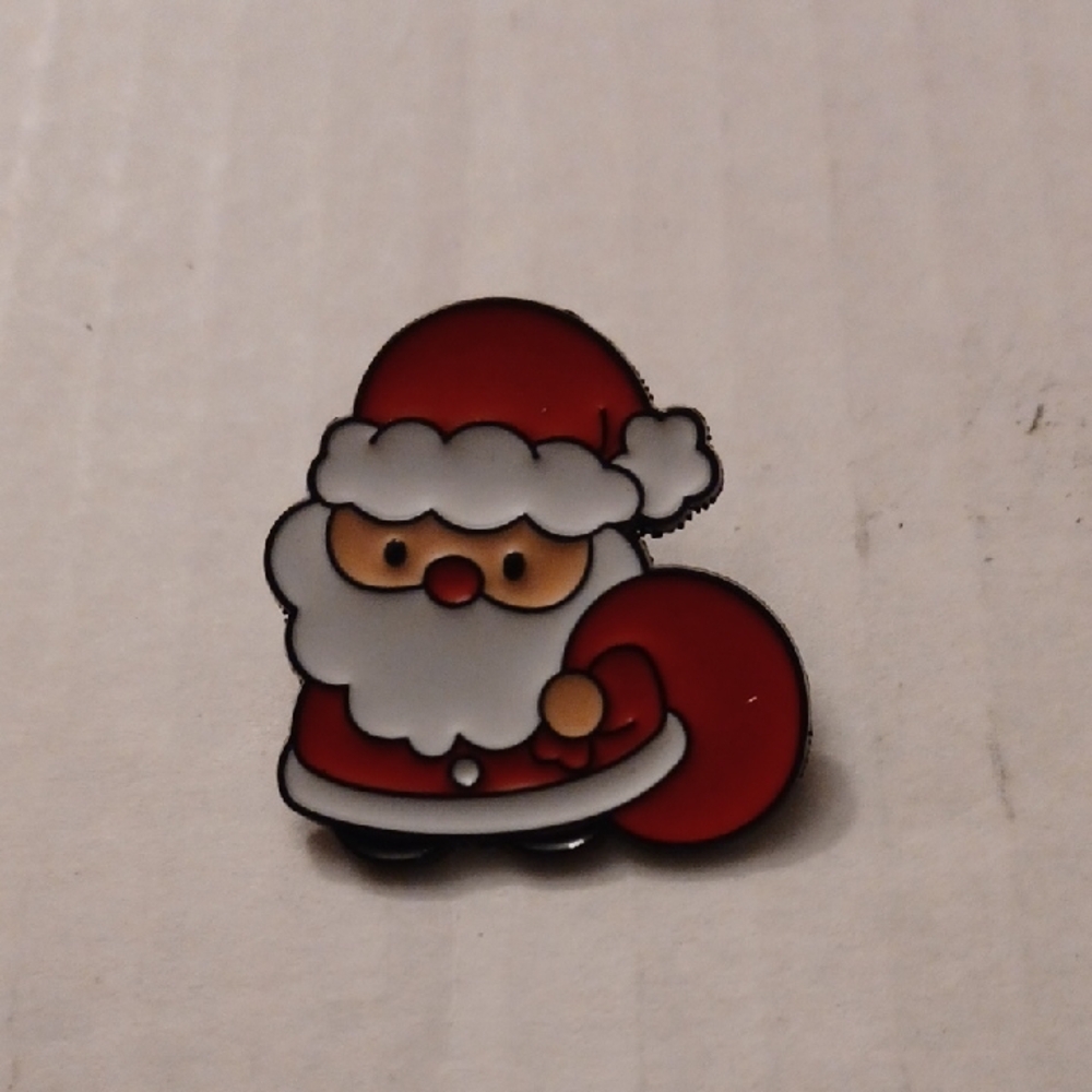 4/$30 New Santa Claus Enamel Pin